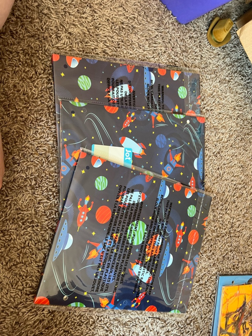 Space Rocket Portfolio 2-Pack in Black with Colorful Planets - Picture 2 of 2